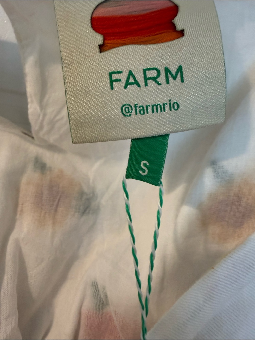FARM Rio Embroidered Flowers Crop Top & Pants Set - Picture 6 of 12